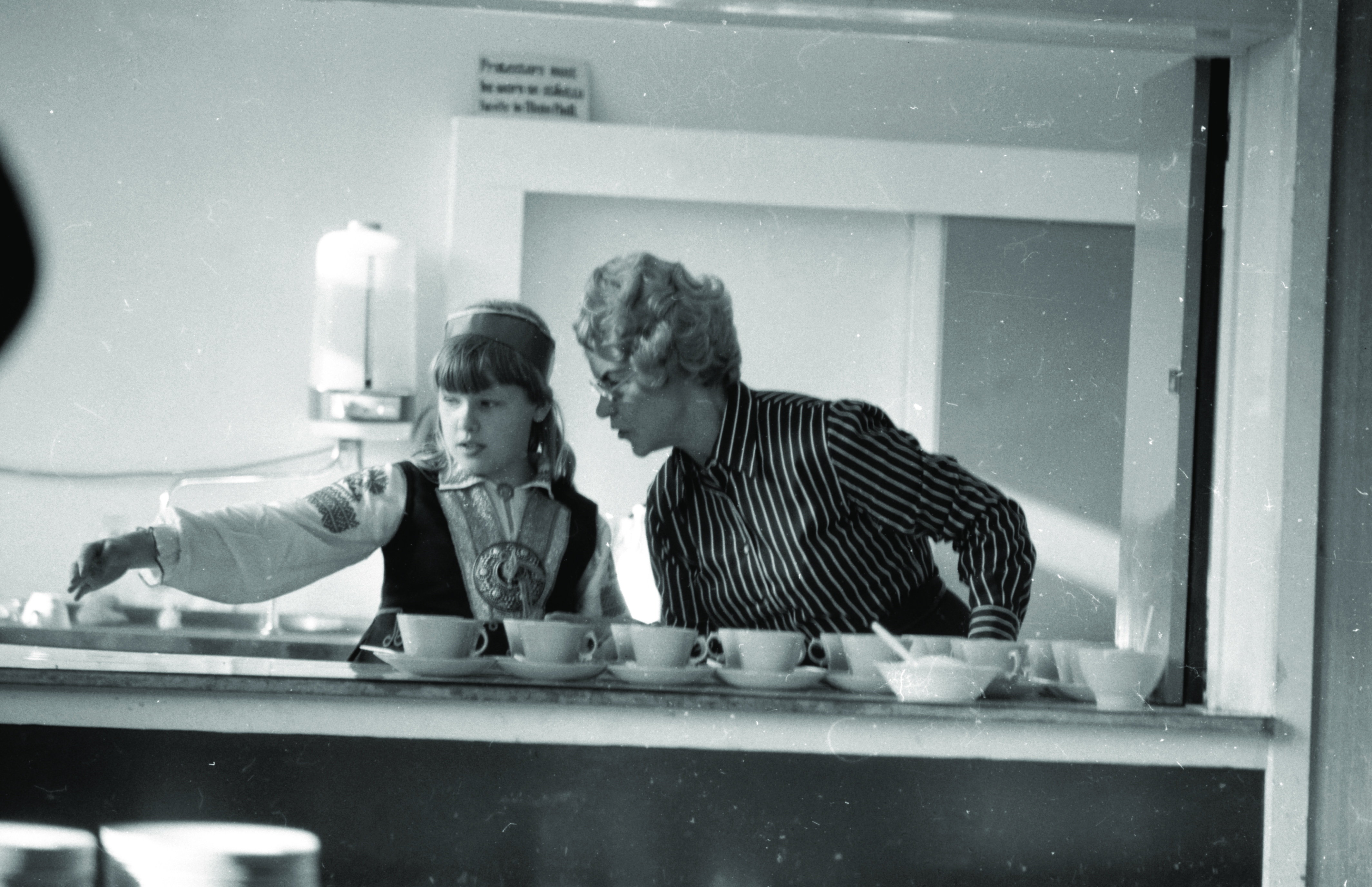 At the Birmingham Latvian Congregation House, United Kingdom, 1975. Author: Harijs Blezūrs.