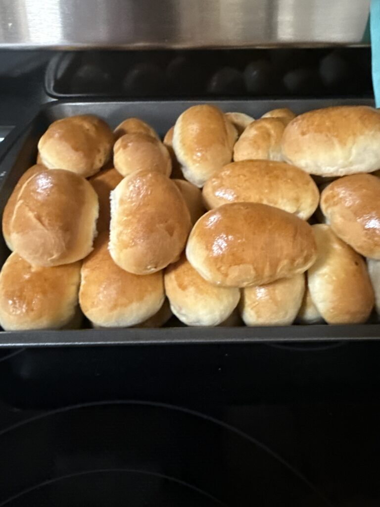 We send pīrāgi by mail! (Dace Gulbe un Inta Grunde)