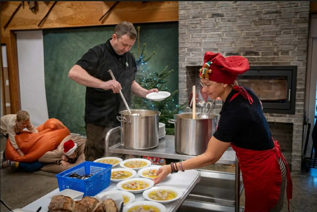 c1214c25-da97-41bb-ade5-cfb04390535b