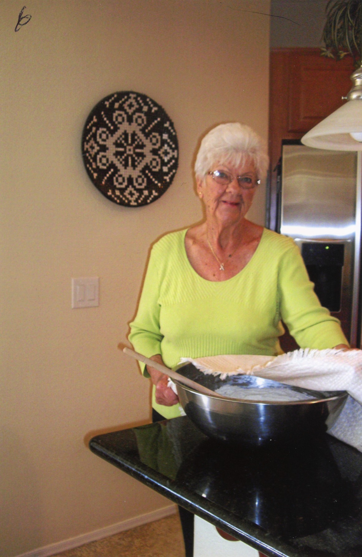 6 pārsedz bļodu ar dvieli