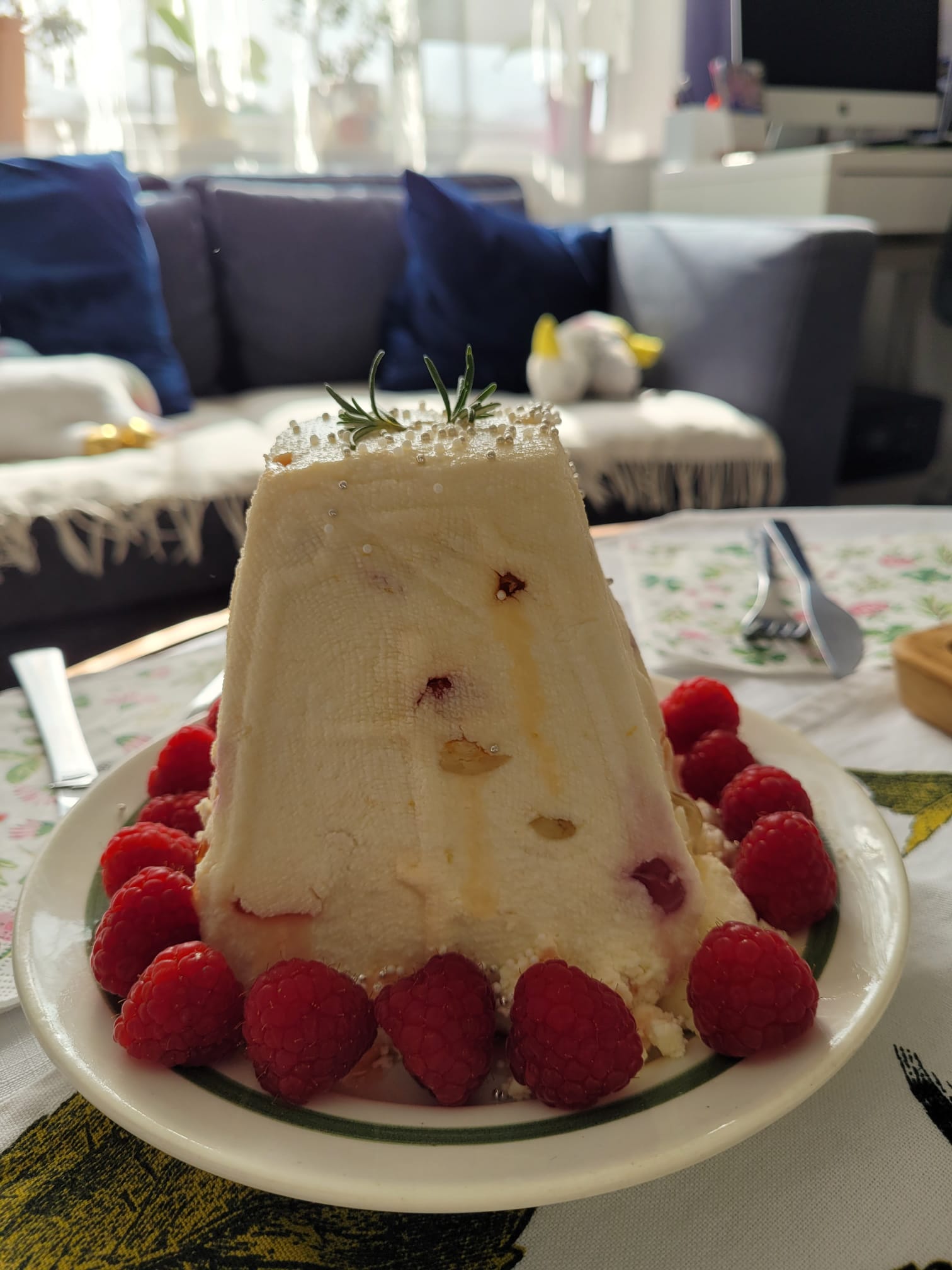 Pasha_Lieldienās_Londona_2024 (3)