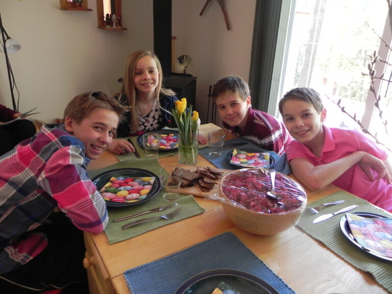 Aspic From a Sour Cream Container (Selga un Edgars Apse)